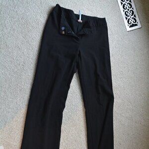 Pretty good pants size small black slacks